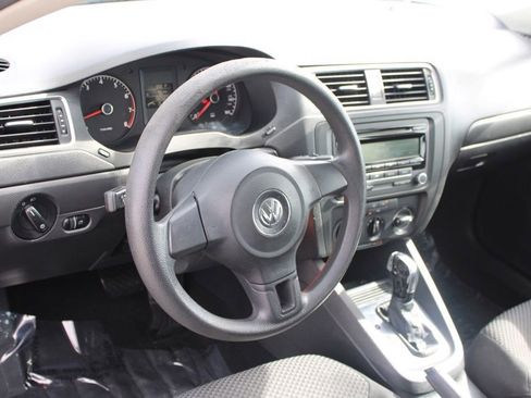 Used 2014 Volkswagen Jetta S image 15