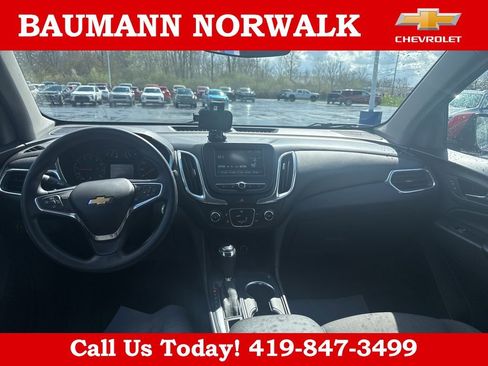 Used 2018 Chevrolet Equinox LT FWD image 36