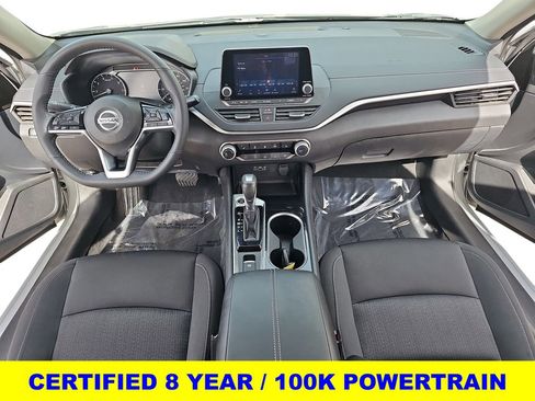 Used 2022 Nissan Altima 2.5 SV w/ SV Premium Package image 9
