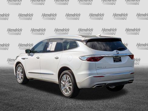Used 2023 Buick Enclave Essence w/ Experience Buick Package FWD image 8