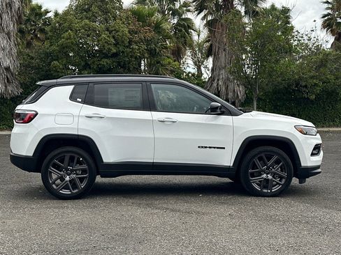 New 2026 Jeep Compass Limited AWD/4WD image 2