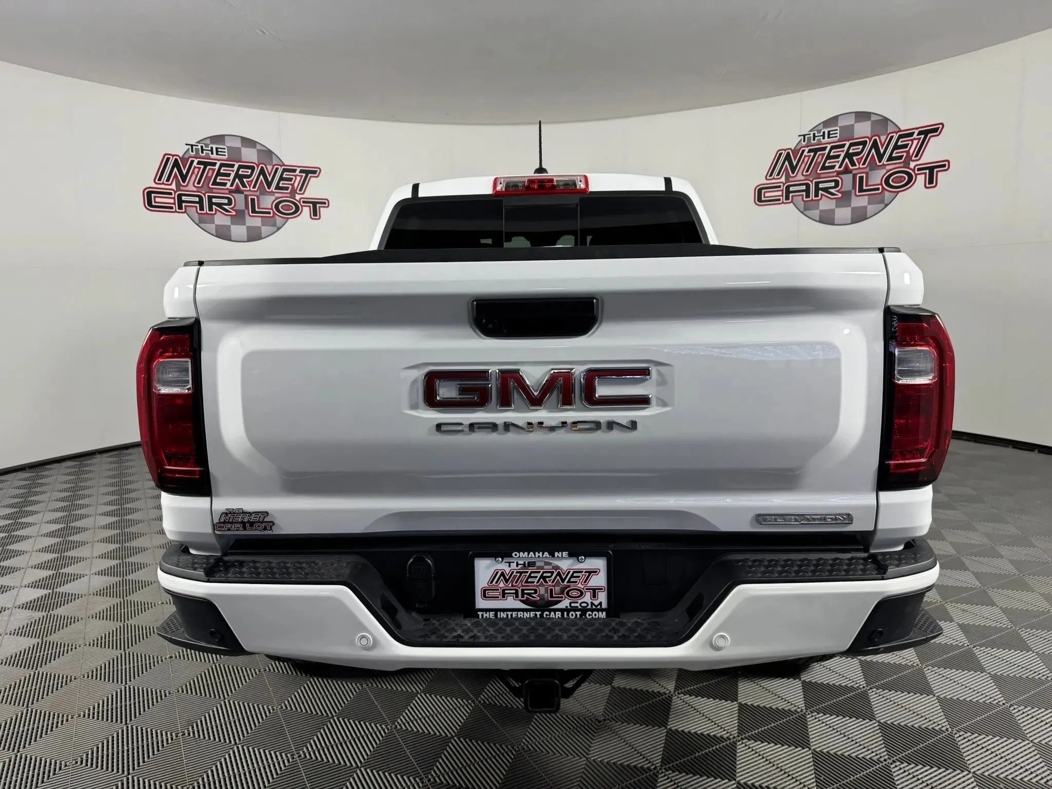 Used 2025 GMC Canyon Elevation AWD/4WD image 6