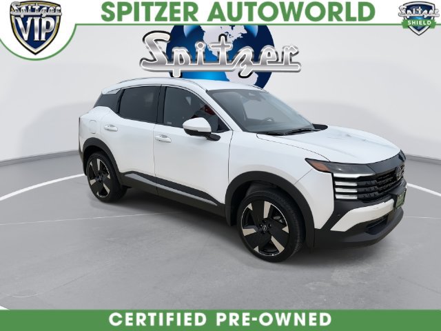 Used 2025 Nissan Kicks SR AWD/4WD image 3