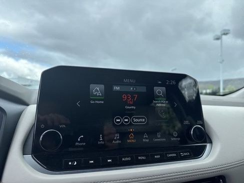 Certified 2023 Nissan Rogue SL w/ SL Premium Package image 15