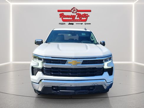 Used 2023 Chevrolet Silverado 1500 LT w/ Work Truck Package AWD/4WD image 8