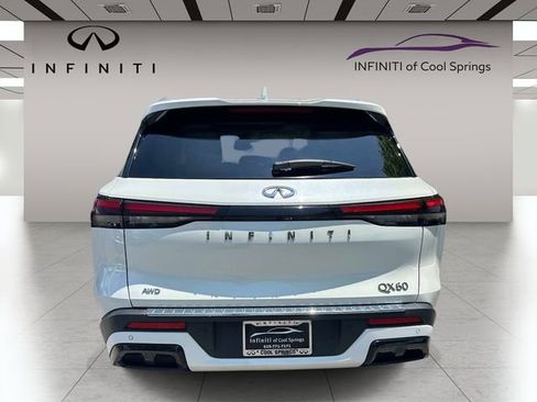 Used 2023 INFINITI QX60 Luxe w/ Cargo Package AWD/4WD image 6