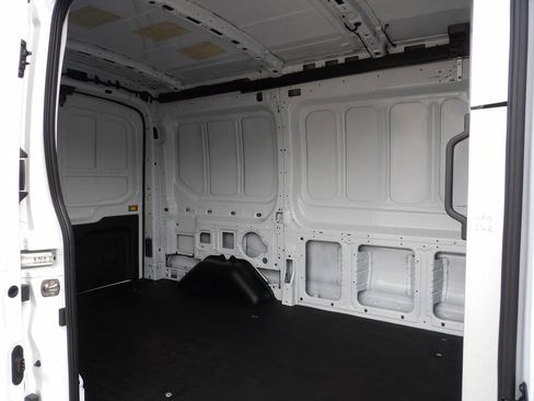 Used 2023 Ford Transit 150 Medium Roof RWD image 27