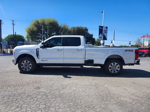 Used 2023 Ford F250 Lariat w/ Tow Technology Package image 6
