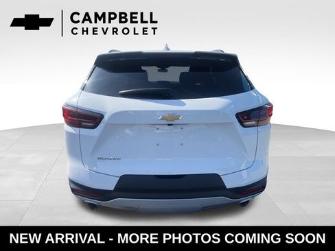 Used 2023 Chevrolet Blazer LT w/ Convenience Package FWD image 4