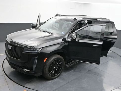 Used 2024 Cadillac Escalade Sport Platinum w/ LPO, ONYX Package image 67