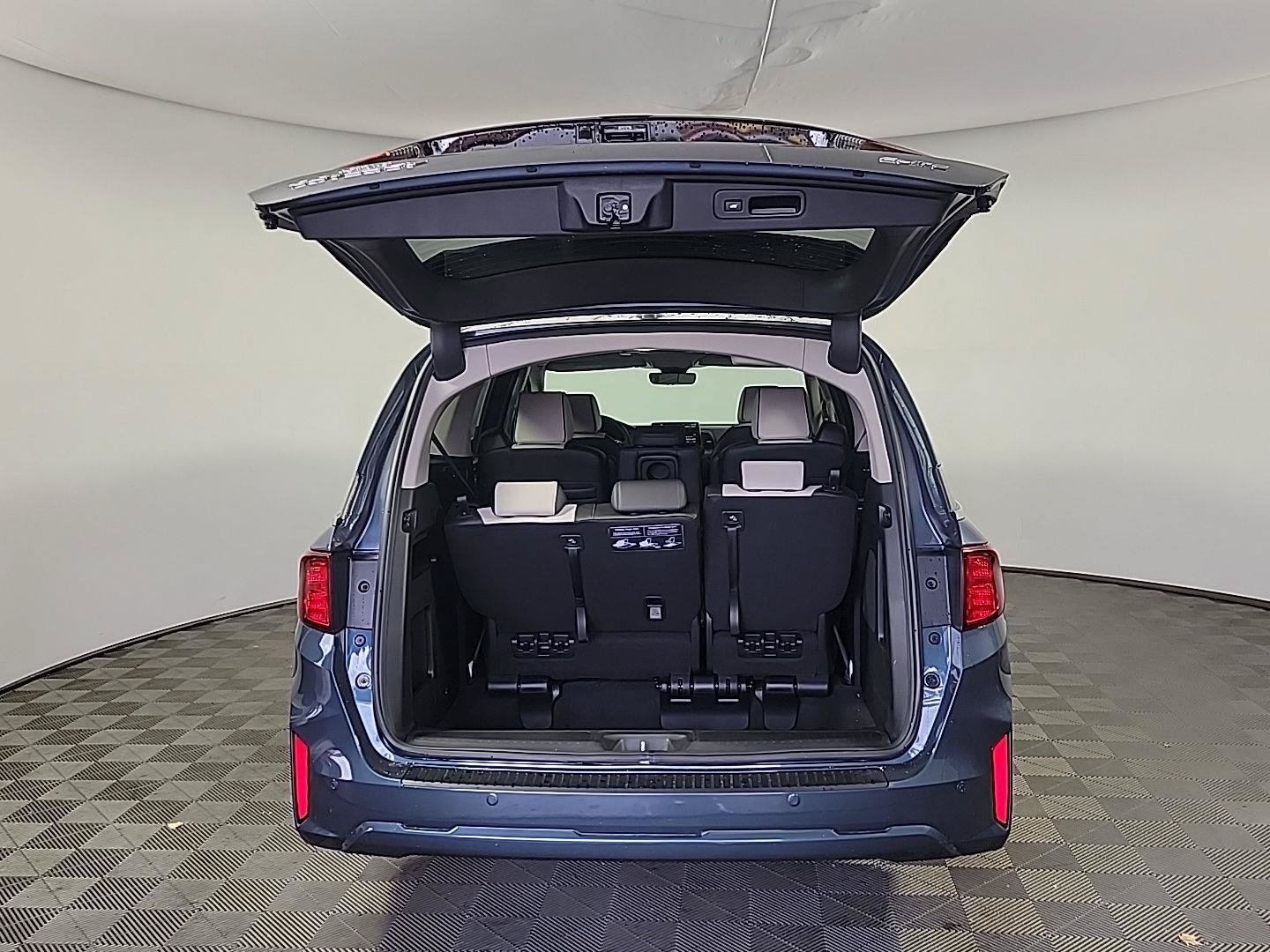 New 2027 Honda Odyssey Elite image 5