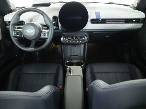 Certified 2025 MINI Cooper S image 13