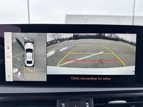 Used 2025 Lexus ES 300h w/ Luxury Package image 23