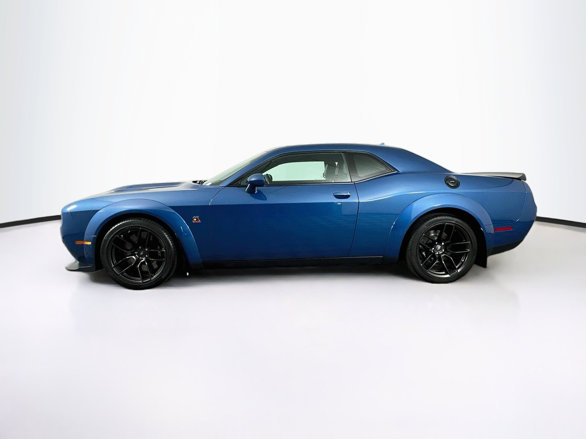 Used 2022 Dodge Challenger R/T Scat Pack RWD image 4