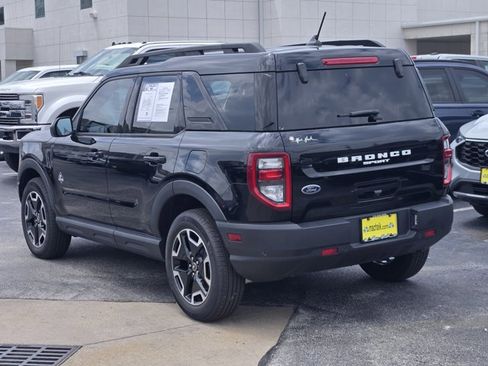 Used 2024 Ford Bronco Sport Outer Banks w/ Tech Package AWD/4WD image 8