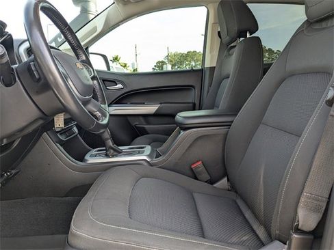 Used 2021 Chevrolet Colorado LT image 22