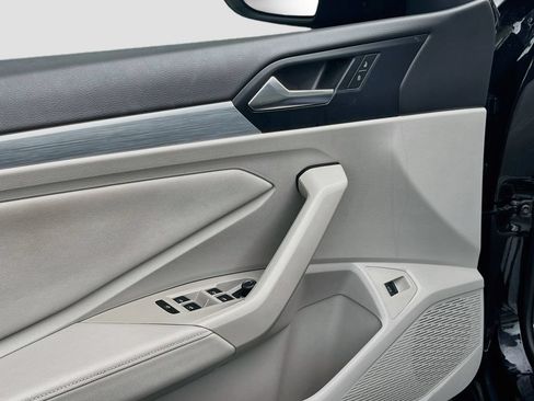 Used 2025 Volkswagen Jetta S FWD image 17