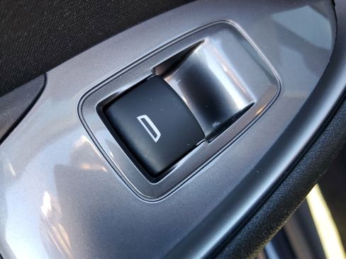 Used 2023 Chevrolet Malibu LT image 12