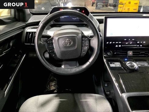 Used 2023 Toyota bZ4X XLE w/ Weather Package image 6