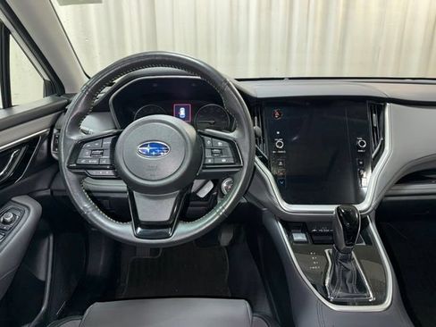 Used 2025 Subaru Outback Onyx Edition AWD/4WD image 17