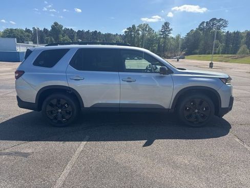 New 2026 Honda Pilot Black Edition image 8