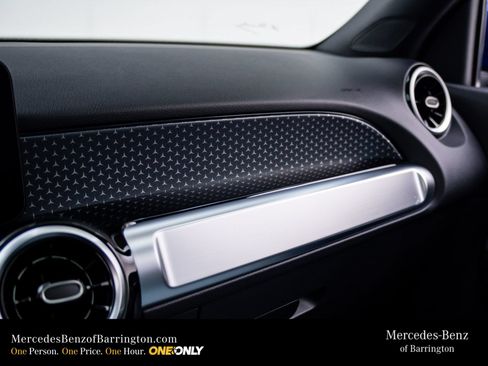 New 2026 Mercedes-Benz GLB 250 4MATIC image 34
