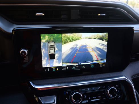 Used 2023 GMC Sierra 1500 Denali w/ Denali Reserve Package image 9