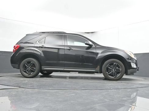 Used 2017 Chevrolet Equinox LT AWD/4WD image 24