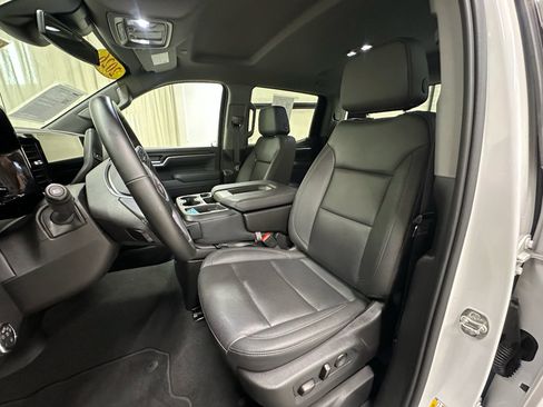 Used 2026 GMC Sierra 1500 SLT AWD/4WD image 25