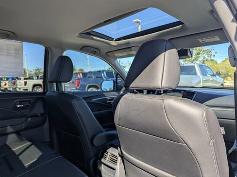 Used 2023 Honda Ridgeline RTL-E image 33