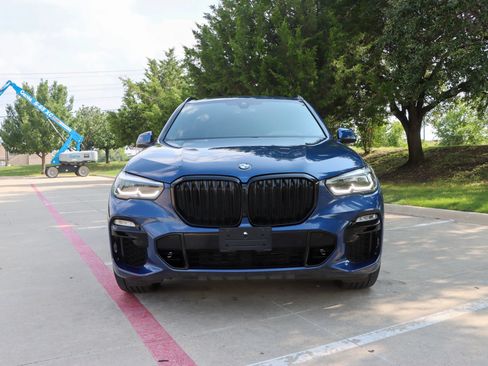 Used 2019 BMW X5 xDrive40i w/ M Sport Package AWD/4WD image 2