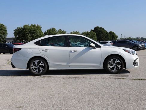 Used 2025 Subaru Legacy Premium w/ Popular Package #1 AWD/4WD image 7
