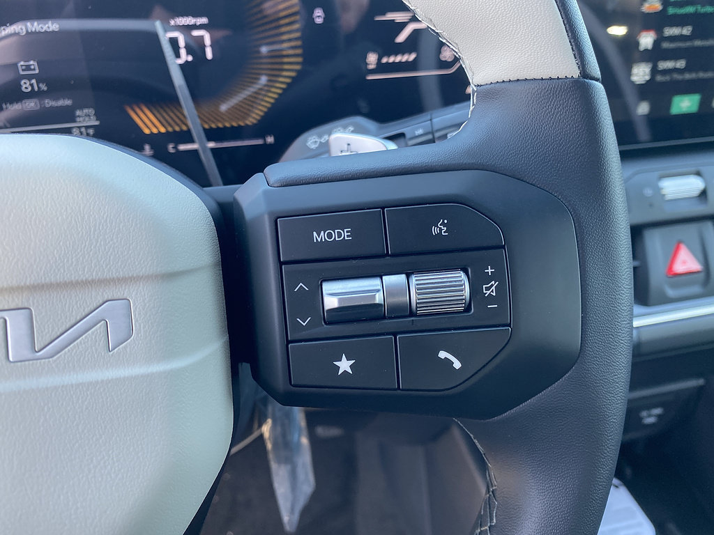 New 2026 Kia K4 GT-Line w/ GT-Line Premium Package FWD image 16
