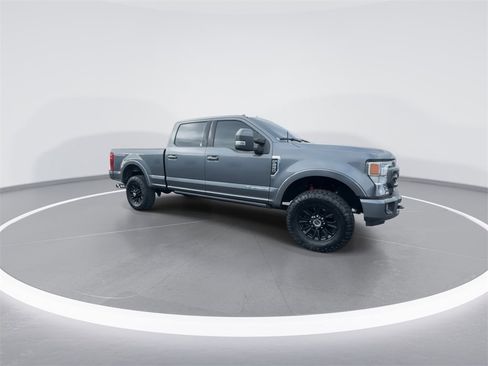 Used 2022 Ford F250 Lariat w/ Tremor Off-Road Package image 2