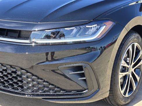New 2025 Volkswagen Jetta Sport image 6