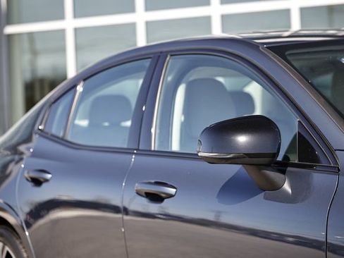 Used 2024 Volvo S60 B5 Core image 3