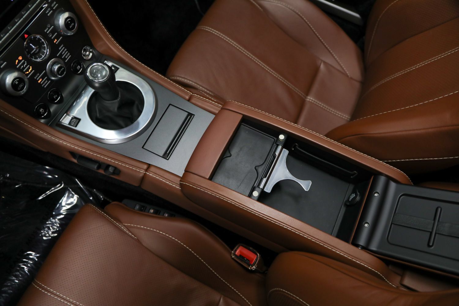 Used 2012 Aston Martin V8 Vantage N420 RWD image 46