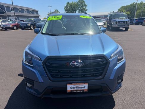 Used 2023 Subaru Forester Premium AWD/4WD image 8