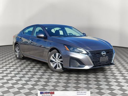 Used 2023 Nissan Altima 2.5 S FWD image 1