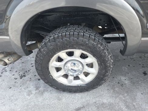Used 2014 Ford F350 Lariat w/ Lariat Ultimate Package image 9