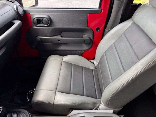 Used 2009 Jeep Wrangler X AWD/4WD image 14