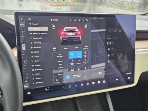 Used 2024 Tesla Model X Base image 33