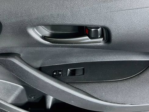 Used 2023 Toyota Corolla LE FWD image 32
