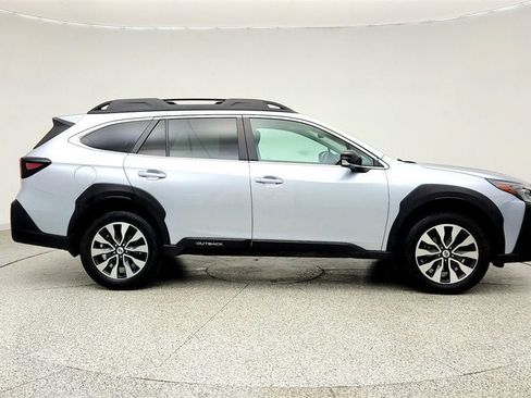 Used 2024 Subaru Outback Limited AWD/4WD image 4