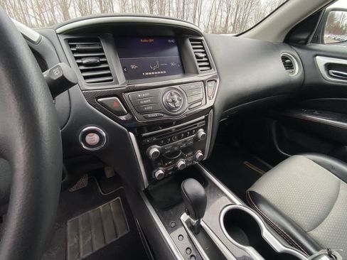 Used 2020 Nissan Pathfinder SV w/ Rock Creek Edition image 20