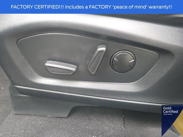 Used 2023 Ford Explorer XLT w/ Equipment Group 202A AWD/4WD image 29