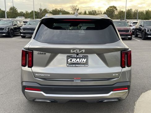 New 2026 Kia Sorento EX image 6