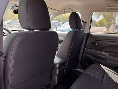 New 2026 Mitsubishi Outlander Sport LE AWD/4WD image 17
