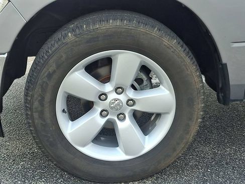 Certified 2024 RAM 1500 Tradesman w/ Tradesman SXT Package AWD/4WD image 28