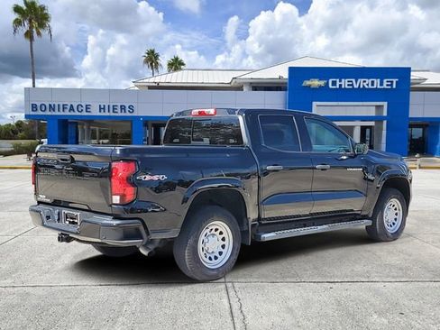 Used 2023 Chevrolet Colorado W/T w/ Advanced Trailering Package image 4